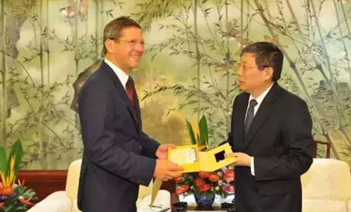 蔡司CEO与上海市长